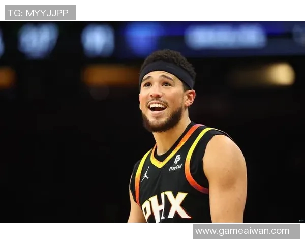 太阳主帅谈布克伤情:他曾尝试回到场上,我们让他别硬撑 太阳主帅谈布克伤情:他曾尝试回到场上,我们让他别硬撑